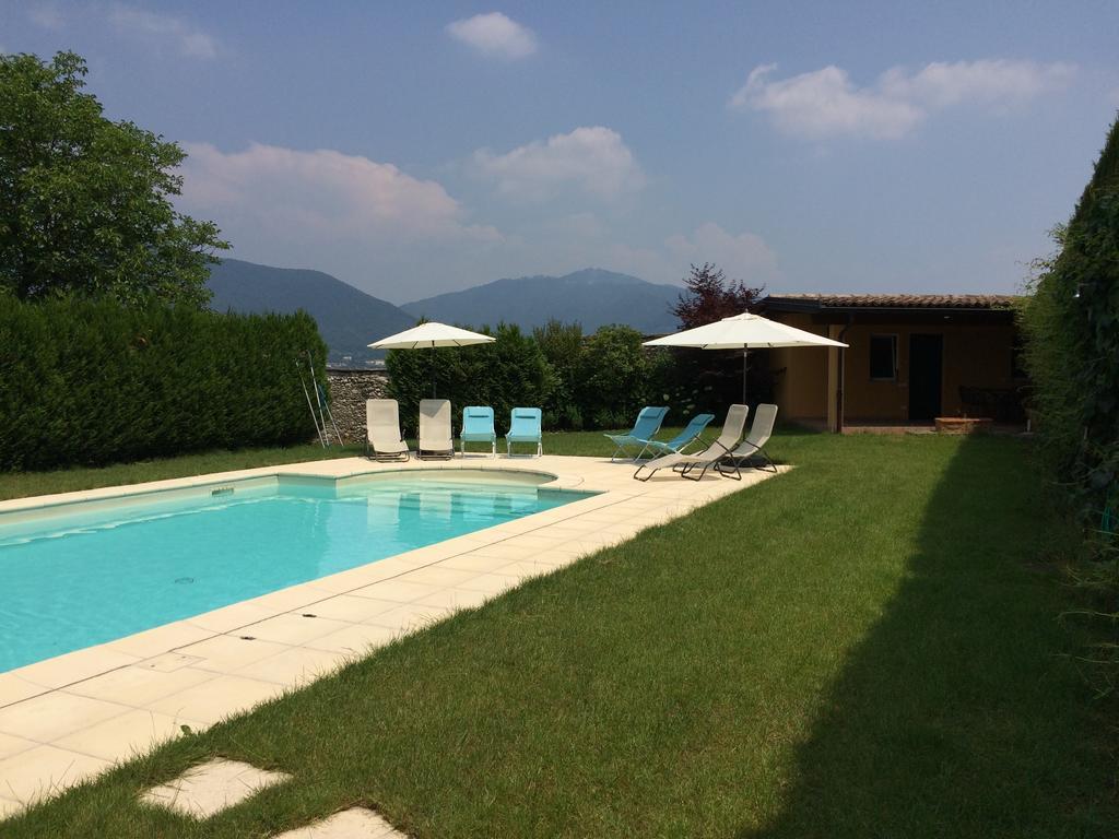 Castello Di Brusata Apartment By Quokka 360 - Romantic Flat With Pool Mendrisio Eksteriør billede